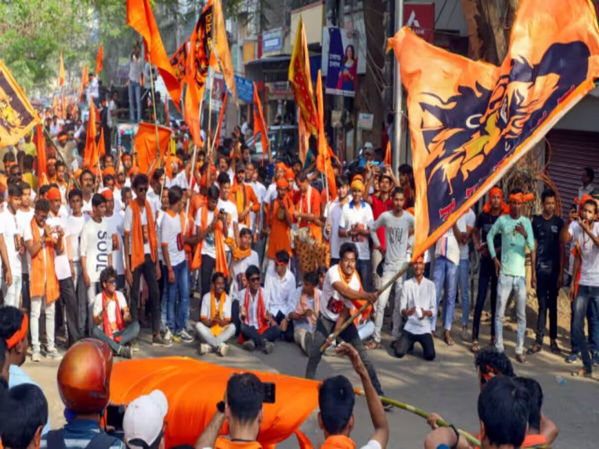 बंगाल में राम नवमी पर राजनीतिक उत्सव: शोभायात्रा में हिंसा, पत्थरबाजी और झड़प, BJP ने ममता को घेरा