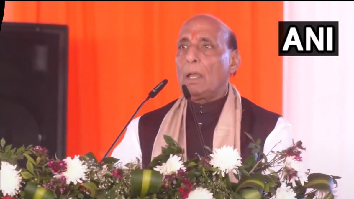 'अब धुरंधर धामी कहिए', उत्तराखंड में रक्षा मंत्री राजनाथ सिंह ने बांधे सीएम की तारीफों के पुल