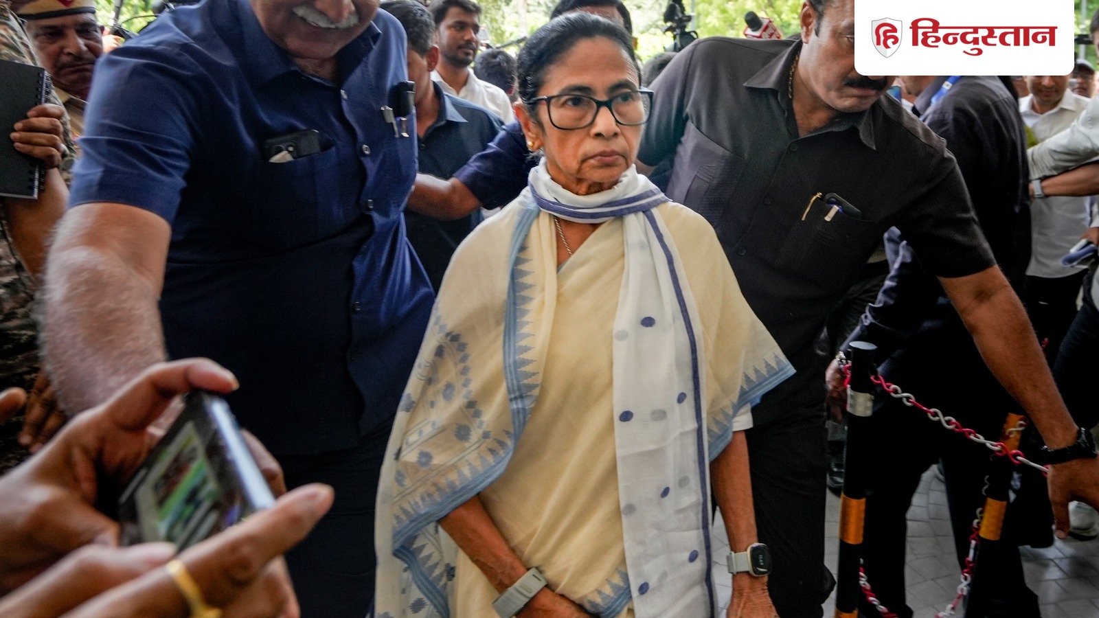 प्रकाश बराइक मामला: राज्यसभा में ममता बनर्जी की ताकत घटी, आज तीसरे सांसद ने पद छोड़ा